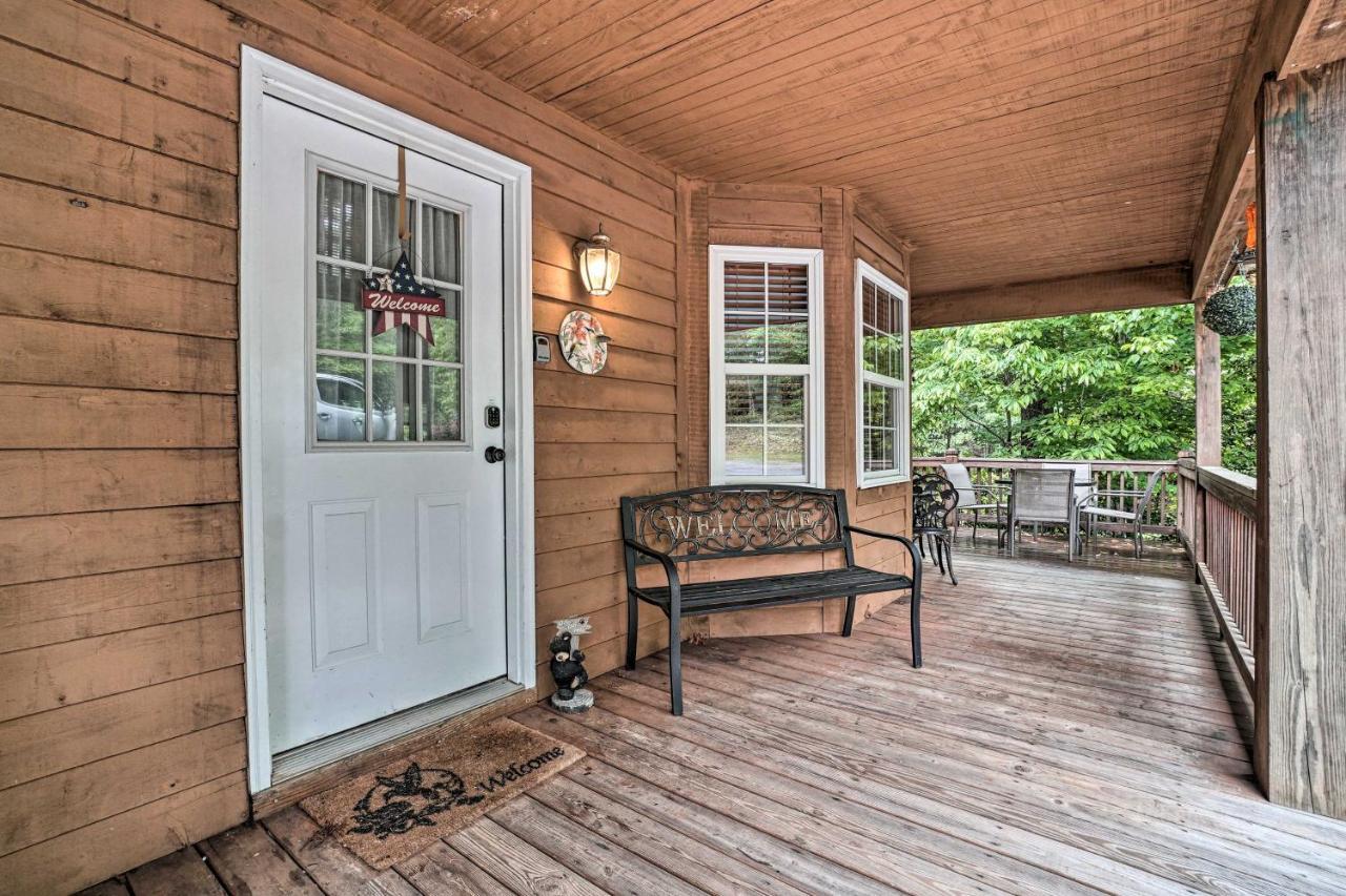 Resort Innsbruck Cabin With A Hot Tub And Deck! Хелен Экстерьер фото