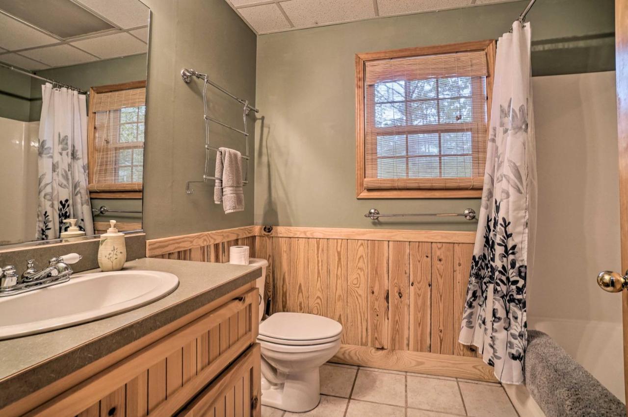 Resort Innsbruck Cabin With A Hot Tub And Deck! Хелен Экстерьер фото